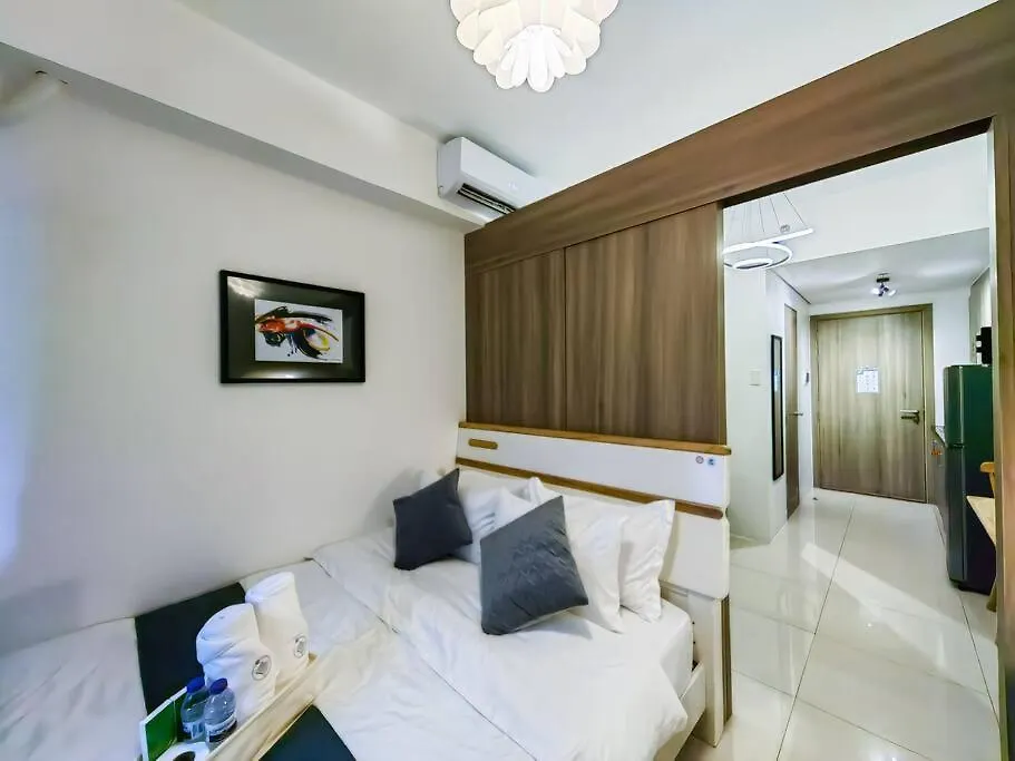 1Br Unit Condotel W Balcony Fame Residences -Fm08 Manila